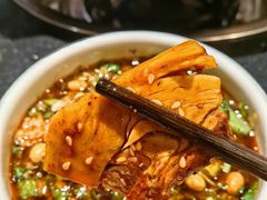 老吴拌好鸡-小饕荟雅安贡椒鱼鲜馆(广福桥店)