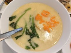 -醉辉皇上海之巅(上海中心大厦店)
