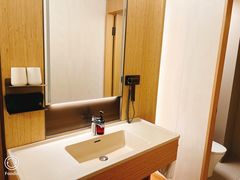 -全季酒店(上海徐家汇肇嘉浜路店)