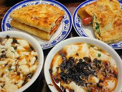 -老客满蛋饼(双塔市集店)