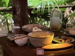 -拾光音乐餐酒吧(告庄星光夜市店)