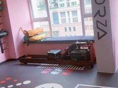 -简·无界健身工作室·运动康复·体态(石厦店)