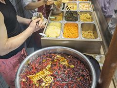 自助取餐区-三兄弟高炉烧饼