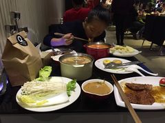 -环球约客烤涮自助(铜锣湾店)