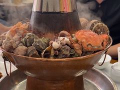 -一口猪海鲜浑锅·东北家常菜