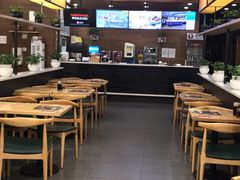 -李先生牛肉面大王(成都东站西广场店)