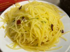 -许家黄土高坡砂锅总店