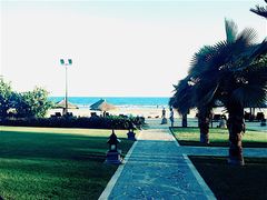 -三亚湾海居铂尔曼度假酒店