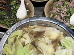 -大众跷脚牛肉馆·非遗传承单位(峨眉山店)