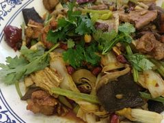-蜀天上精专麻辣香锅(文定路店)