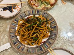 -欧提汗·新疆餐厅·清真(银都路店)