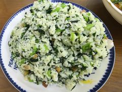 -胡子饮食店