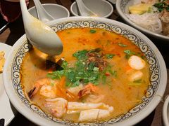 冬阴功-大头虾越式风味餐厅(光明广场店)