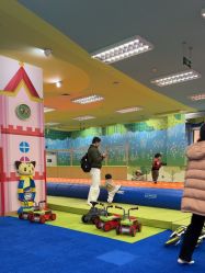 -莫莉幻想儿童乐园(武汉经开永旺店)