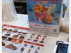 -华莱士·全鸡汉堡(五爱道店)