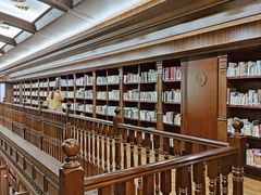 -武汉大学图书馆·文理学部总馆