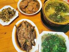 -山里人家土菜馆(茅山店)