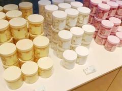 -好利来(南京路一店)