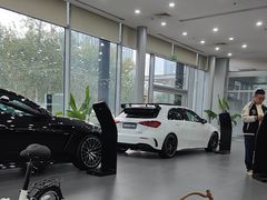 -奔驰利星行(北京花乡店)