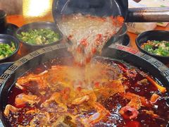 -三道苗苗鱼·美蛙黄辣丁(八里店)