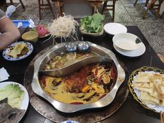 -重庆风光老灶火锅城(同德广场店)