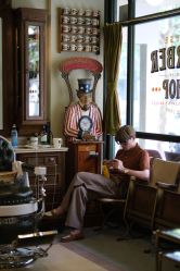 -IMUSE BARBER SHOP