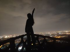 -鬼笑石后山停车场