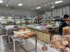面包甜点陈列柜-幸福蛋糕坊(金顶街店)