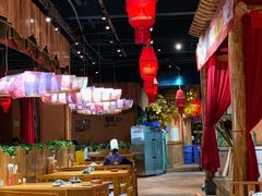 大堂-老滇山寨•云南特色菜•地方菜•民族风情歌舞表演(金碧店)