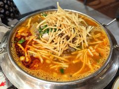 锅仔羊杂-榆味拼三鲜(怀德路店)