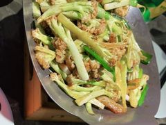 干锅花菜-老板恋上鱼(恒隆广场店)