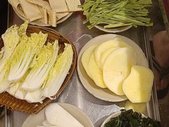 -五里关火锅(上海鑫耀·光环Live店)