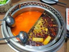 成双锅（番茄+激情）-快乐小羊火锅(河西王府井店)