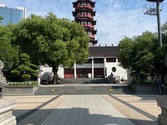 -绳金塔