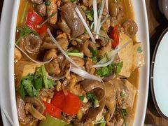 鱼杂炖豆腐-将相和·海鲜蒸饺大连菜