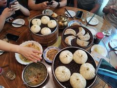 -红灯笼大酒楼(通湖路店)