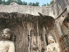 -龙门石窟