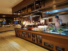 自助取餐区-OPEN開全日自助餐厅·牛肉火锅·海鲜(佛山希尔顿酒店)