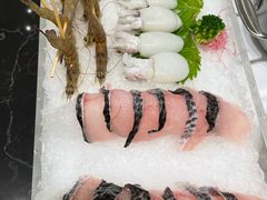 -红鼎豆捞·非遗鲍皇汤火锅(宝丰路店)