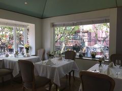 靠窗位-蝶舍·MAISON PAPILLON