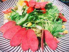 牛舌色拉-黑牛の店·和牛烧肉(合生汇店)