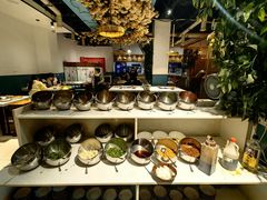 -贵府酸汤牛肉火锅·贵州老字号(飞山街店)