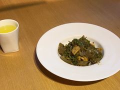 -渝信川菜 · 川味家常菜(财富购物中心店)