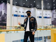 -杭州中沃沃尔沃4S店(滨江区店)