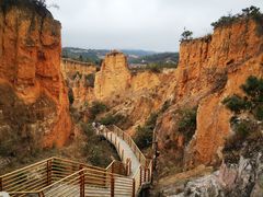 -彩色沙林风景区