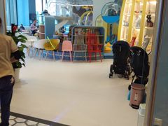 -KIDults童伴儿亲子餐厅(达美中心广场店)