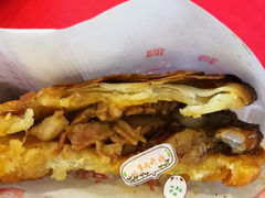 -大耳公曹氏驴肉包子铺(三八店)