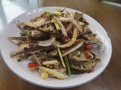 -芦茨金富饭庄·25年老字号·专做稻草鸡