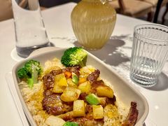 咖喱汁焗肥牛饭-百草堂餐厅