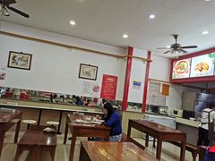大堂-胡成记口蘑龙眼包子(盐道街店)